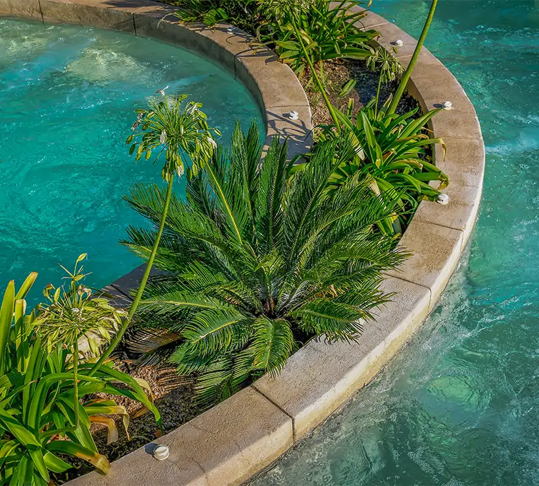 harmonious curves of the camping bella vista pools