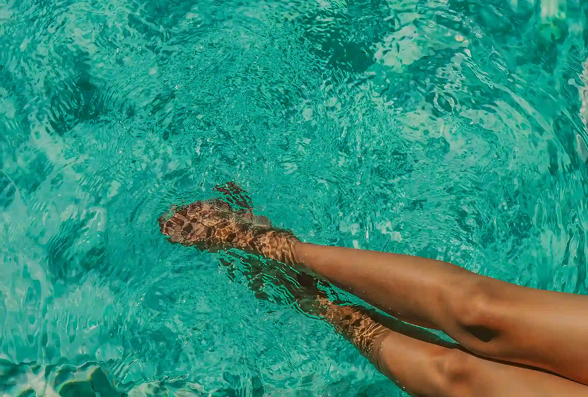 fun et detente dans nos parcs aquatiques et piscines