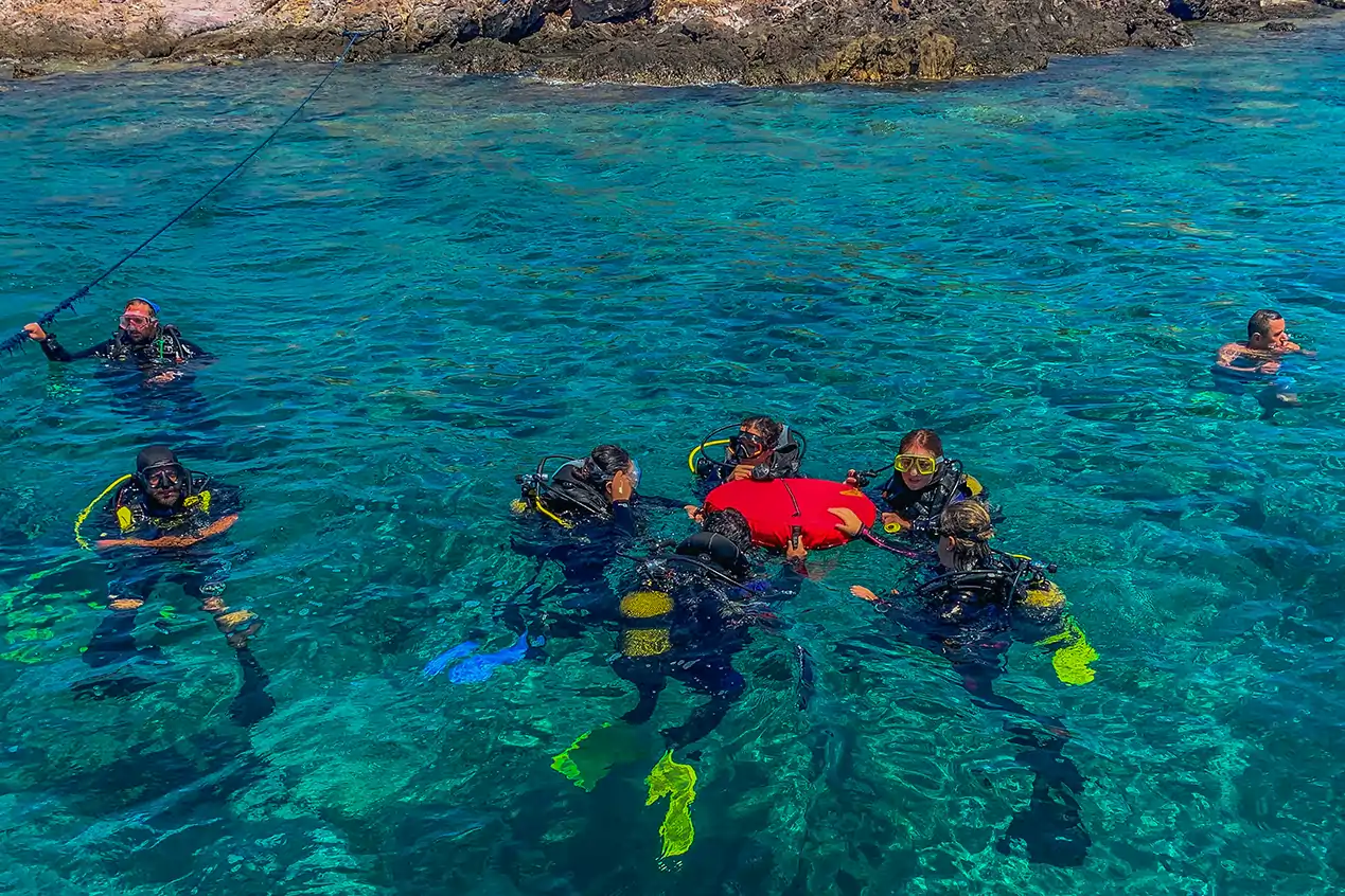 Machen Sie Ihre Taufe oder Ihren Tauchschein in Calvi.